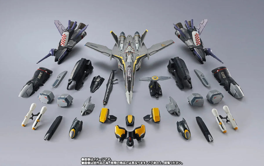Macross Frontier - Ozma Lee's VF-25S Armored Messiah Valkyrie - Ozma Lee's VF-25S Messiah Valkyrie - DX Chogokin - Revival Ver. (Bandai Spirits) [Shop Exclusive]ㅤ – Bandai Spirits – ActionFigure Brasil