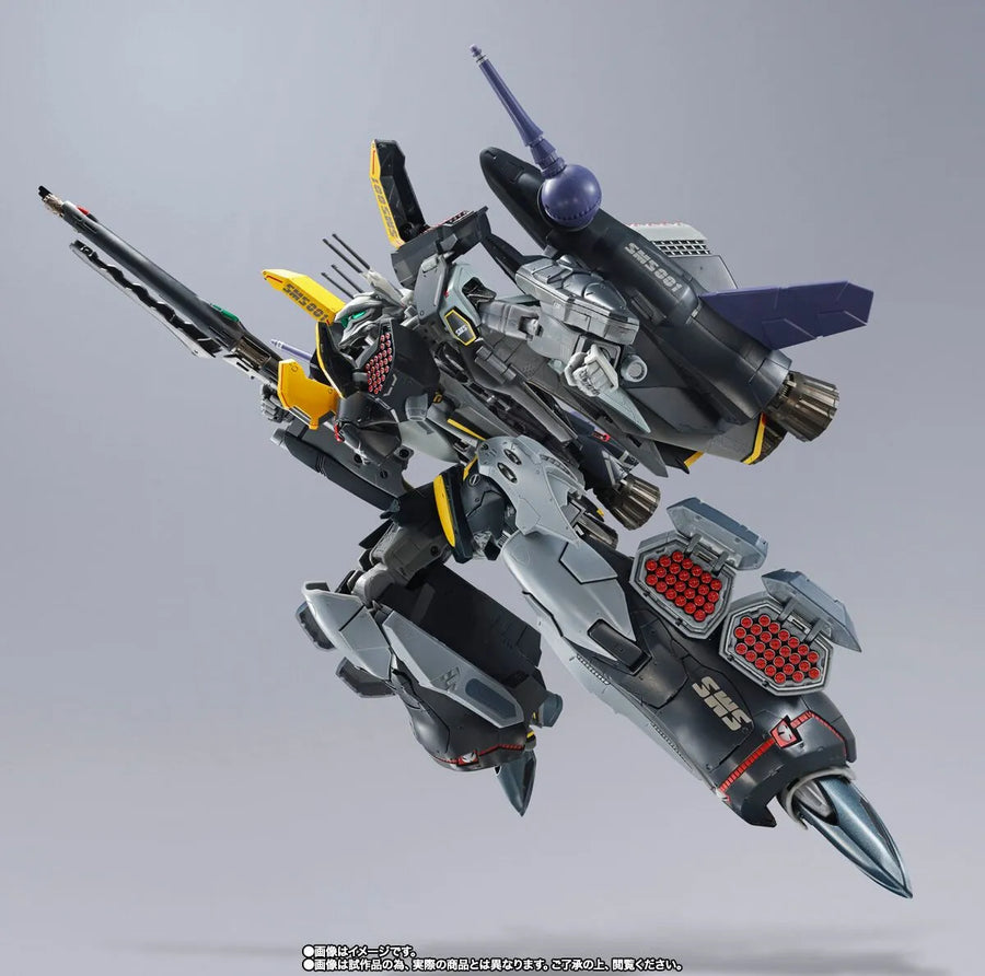 Macross Frontier - Ozma Lee's VF-25S Armored Messiah Valkyrie - Ozma Lee's VF-25S Messiah Valkyrie - DX Chogokin - Revival Ver. (Bandai Spirits) [Shop Exclusive]ㅤ – Bandai Spirits – ActionFigure Brasil