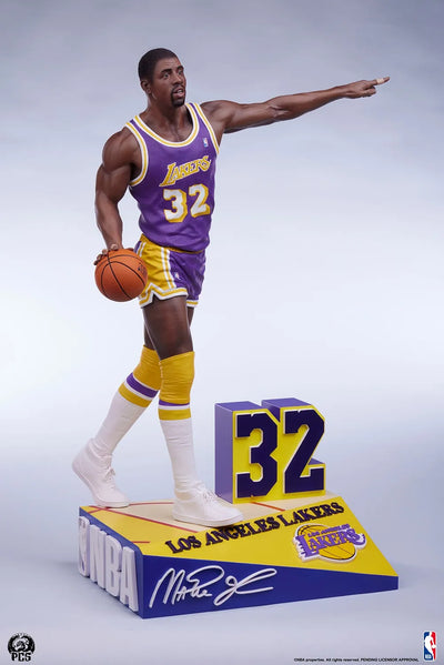 Magic Johnson - LIMITED EDITION: 250 – PCS – ActionFigure Brasil — embalagem