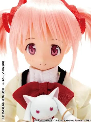 Mahou Shoujo Madoka★Magica - Kaname Madoka - Kyuubey - PureNeemo - PureNeemo Characters - 1/6 - School Uniform ver. - 049 (Azone)ㅤ – Azone International – ActionFigureBrasil