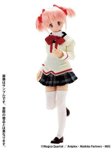 Mahou Shoujo Madoka★Magica - Kaname Madoka - Kyuubey - PureNeemo - PureNeemo Characters - 1/6 - School Uniform ver. - 049 (Azone)ㅤ – Azone International – ActionFigureBrasil