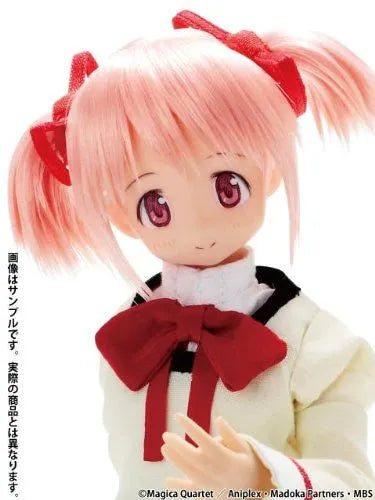 Mahou Shoujo Madoka★Magica - Kaname Madoka - Kyuubey - PureNeemo - PureNeemo Characters - 1/6 - School Uniform ver. - 049 (Azone)ㅤ – Azone International – ActionFigureBrasil
