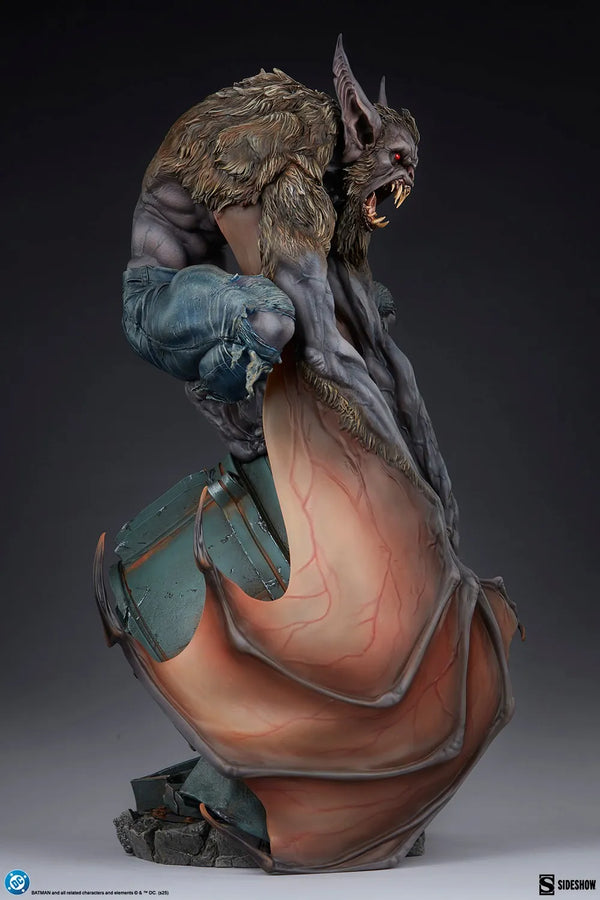 Man-Bat™ - LIMITED EDITION: TBD – Sideshow Collectibles – ActionFigure Brasil