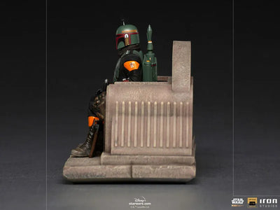 Mandalorian Statue "Deluxe Art Scale" 1/10 Boba Fett (Throne)ㅤ – Iron Studios – ActionFigureBrasil — detalhe do produto