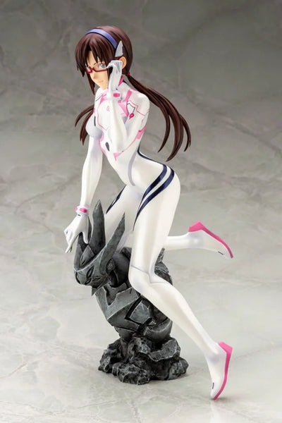 Mari Makinami Illustrious White Plugsuit Version – Kotobukiya – ActionFigure Brasil — ambientada