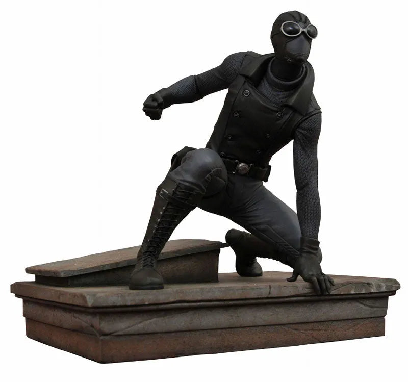 Marvel Gallery / Marvel Spider-Man: Spider-Man Noir Suit PVC Statueㅤ – Diamond Select Toys – ActionFigureBrasil
