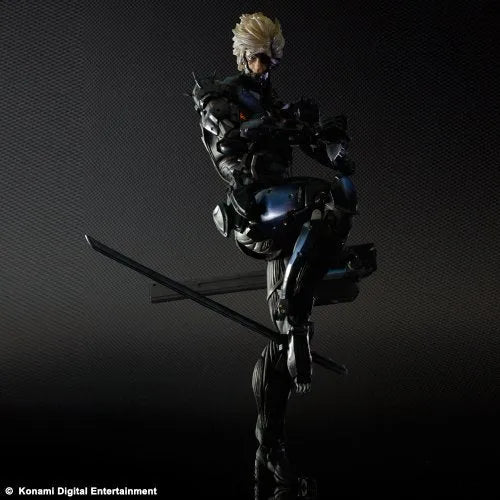 Metal Gear Rising: Revengeance - Raiden - Play Arts Kai - Black Armour ver. (Square Enix)ㅤ – Square Enix – ActionFigureBrasil