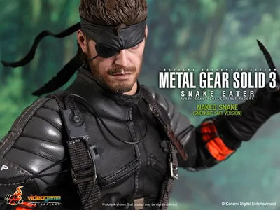 Metal Gear Solid 3: Snake Eater - Naked Snake - 1/6 - Sneaking Suit Version (Hot Toys)ㅤ – Hot Toys – ActionFigure Brasil — ambientada