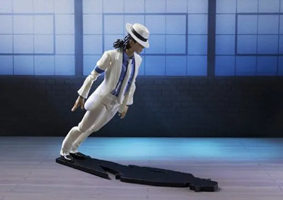Michael Jackson - S.H.Figuarts - Smooth Criminal (Bandai)ㅤ – Bandai – ActionFigure Brasil — ambientada