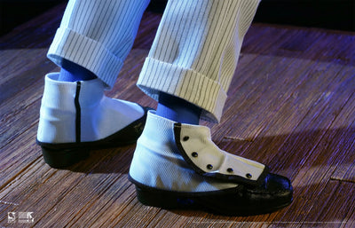 Michael Jackson: Smooth Criminal (Deluxe Version) - LIMITED EDITION: 1600 (Deluxe Version) – PureArts – ActionFigure Brasil — iluminação de estúdio