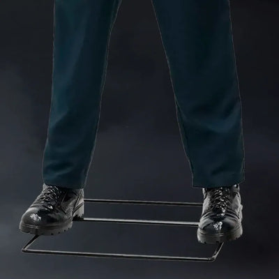 Michael Myers Animatronic – Trick or Treat Studios – ActionFigure Brasil — ângulo diferente