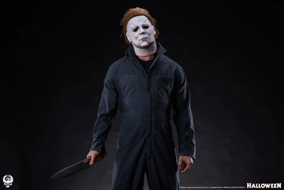 Michael Myers - LIMITED EDITION: 300 – PCS – ActionFigure Brasil — ângulo diferente