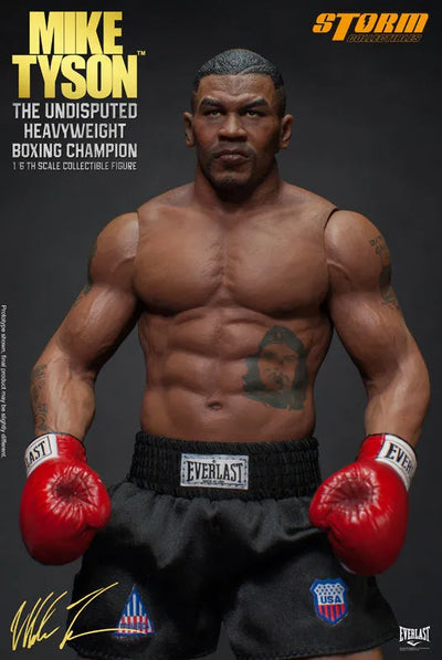Mike Tyson - 1/6 Real Masterpiece Collectible Figure: The Undisputed Heavyweight Boxing Championㅤ – Storm Collectibles – ActionFigureBrasil — ângulo diferente