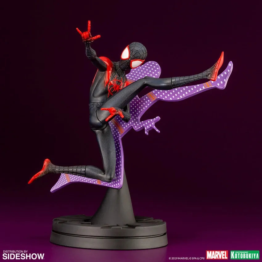 Miles Morales (Hero Suit Version) – Kotobukiya – ActionFigure Brasil — iluminação de estúdio