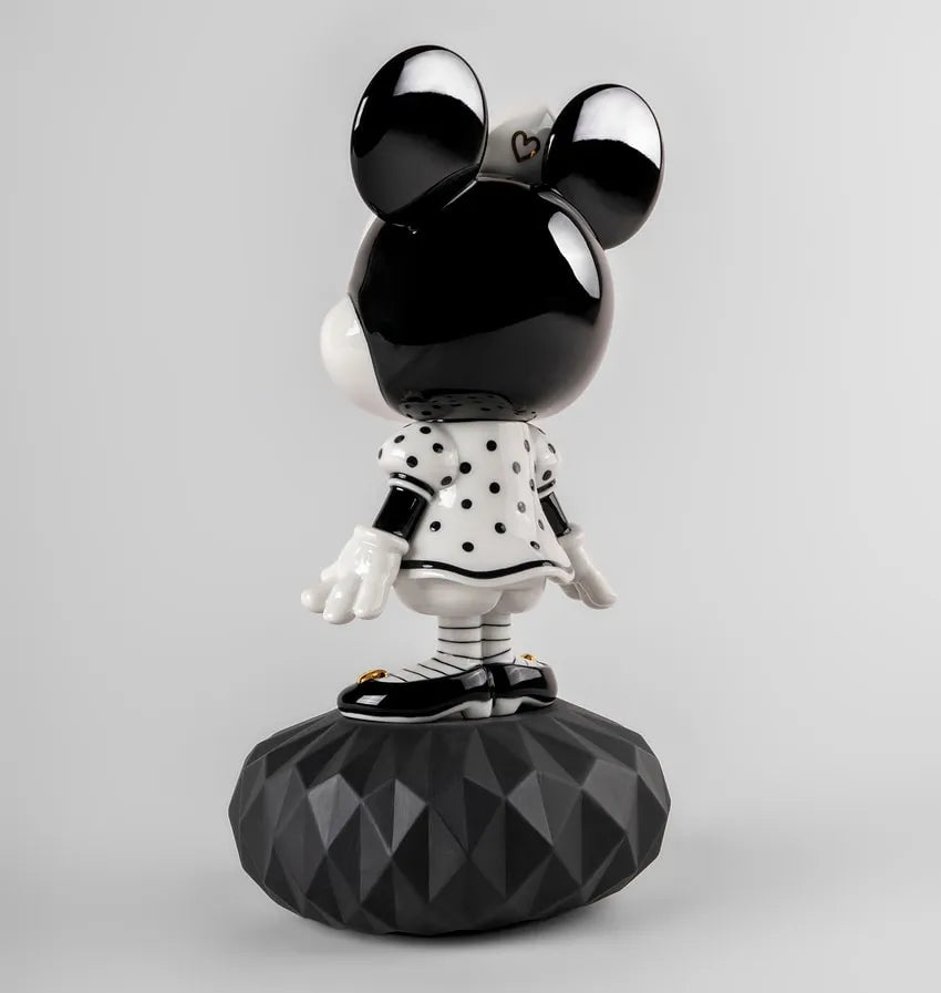 Minnie Black & White – Lladró – ActionFigure Brasil