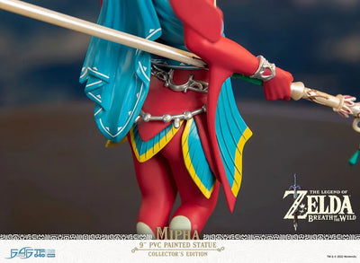Mipha (Collector's Edition) – First 4 Figures – ActionFigure Brasil — com base expositora