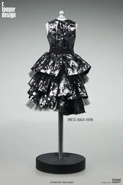 Mixed Media Fashion Doll Outfit – Sideshow Collectibles – ActionFigure Brasil — iluminação de estúdio