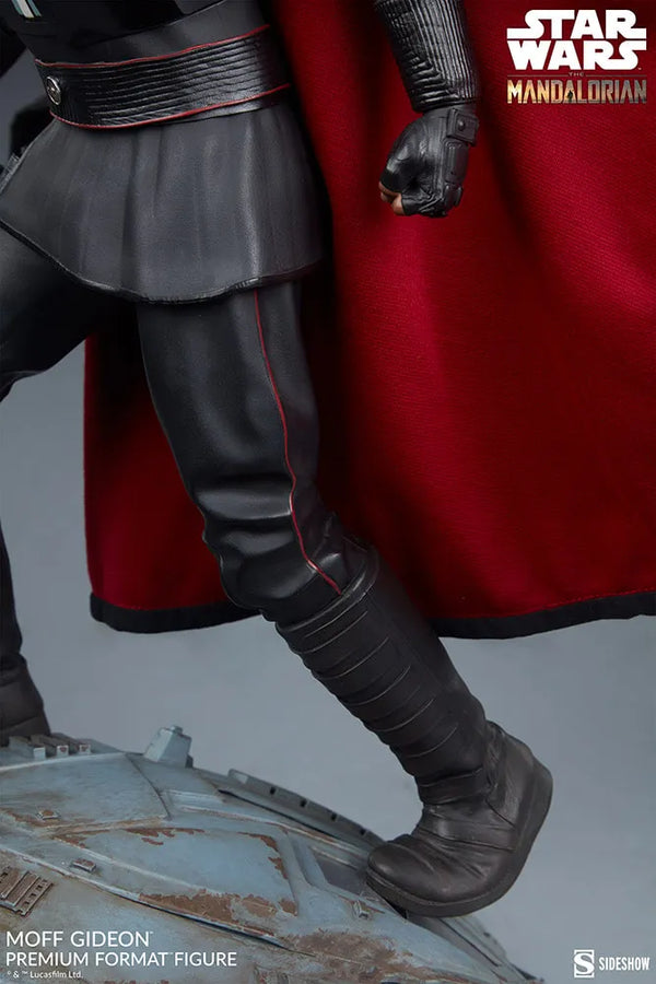 Moff Gideon - LIMITED EDITION: 750 – Sideshow Collectibles – ActionFigure Brasil — ângulo diferente