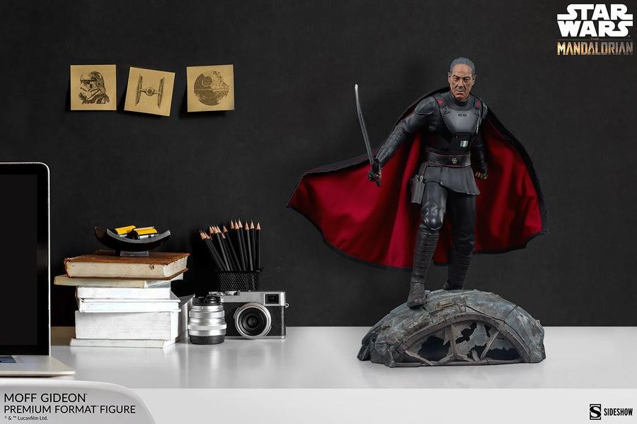 Moff Gideon - LIMITED EDITION: 750 – Sideshow Collectibles – ActionFigure Brasil — ângulo diferente