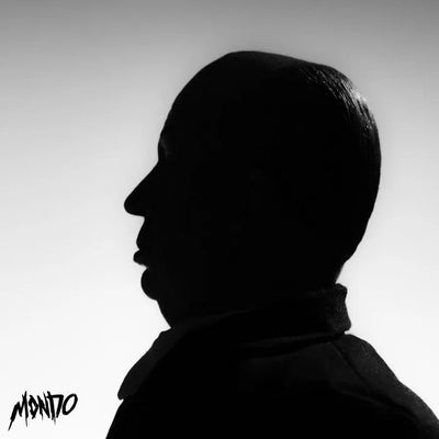 Mondo Art Collection 1/6 Scale Figure - Alfred Hitchcockㅤ – Puella Magi Madoka Magica – ActionFigureBrasil — ambientada