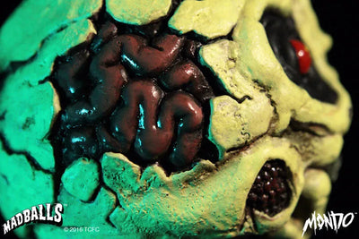 Mondo Ball "Madballs" Skull Faceㅤ – Mondo – ActionFigure Brasil — ângulo diferente