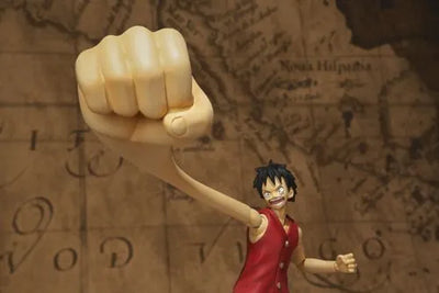 Monkey D Luffy | S.H.Figuartsㅤ – Bandai – ActionFigureBrasil — com base expositora