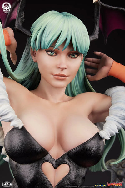 Morrigan (Deluxe Version) - LIMITED EDITION: 400 (Deluxe Version) – PCS – ActionFigure Brasil — com base expositora