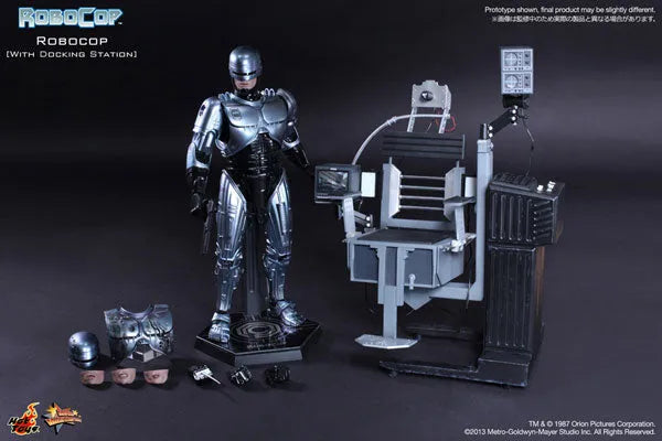 Movie Masterpiece DIECAST - Robocop 1/6 Scale Figure: Robocop w/Docking Stationㅤ – Gantaku – ActionFigure Brasil