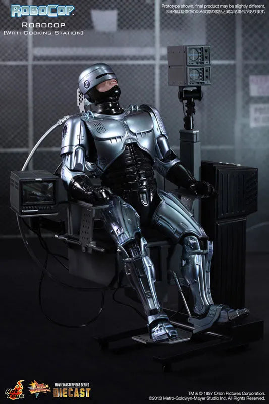 Movie Masterpiece DIECAST - Robocop 1/6 Scale Figure: Robocop w/Docking Stationㅤ – Gantaku – ActionFigure Brasil