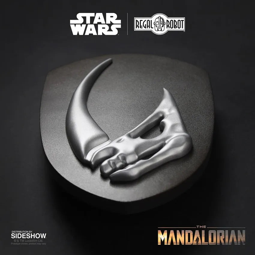 Mudhorn Signet Plaque – Regal Robot – ActionFigure Brasil