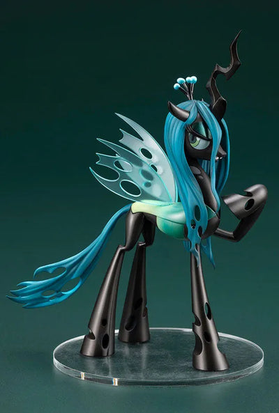 My Little Pony - Queen Chrysalis - Bishoujo Statue - My Little Pony Bishoujo Series - 1/7 (Kotobukiya)ㅤ – Kotobukiya – ActionFigure Brasil — ângulo diferente