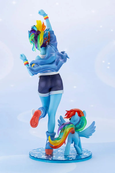 My Little Pony - Rainbow Dash - Bishoujo Statue - My Little Pony Bishoujo Series - 1/7 - Limited Edition (Kotobukiya) [Shop Exclusive]ㅤ – Kotobukiya – ActionFigure Brasil — ambientada