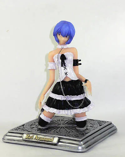 Neon Genesis Evangelion - Goth Loli Rei Polystone (Clear Skin Material Ver.)ㅤ – Gantaku – ActionFigureBrasil — ângulo diferente