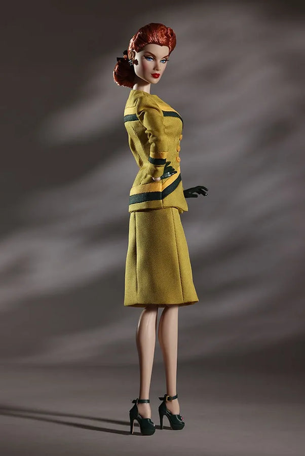 New York Bound Victoire Roux® - LIMITED EDITION: 550 – Integrity Toys – ActionFigure Brasil