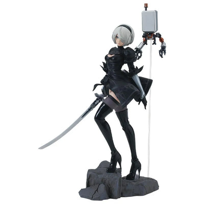 NieR:Automata Ver1.1a - Pod 042 - YoRHa No. 2 Type B - Ichiban Kuji NieR:Automata Ver1.1a - Last One Prize - Last One Ver. (Bandai Spirits)ㅤ – Bandai Spirits – ActionFigureBrasil — ângulo diferente