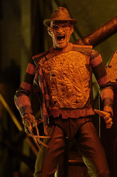Nightmare on Elm Street 3 Dream Warriors - "Freddy Krueger" Ultimate 7 Inch Action Figureㅤ – Neca – ActionFigureBrasil — ambientada