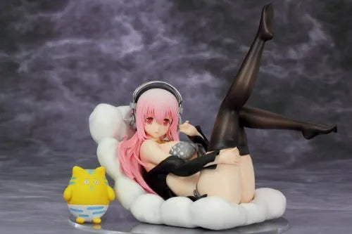 Nitro Super Sonic - Sonico - Voice Collection - 1/7 - Bikini & Sofa ver., Black ver. (Griffon Enterprises)ㅤ – Griffon Enterprises – ActionFigure Brasil