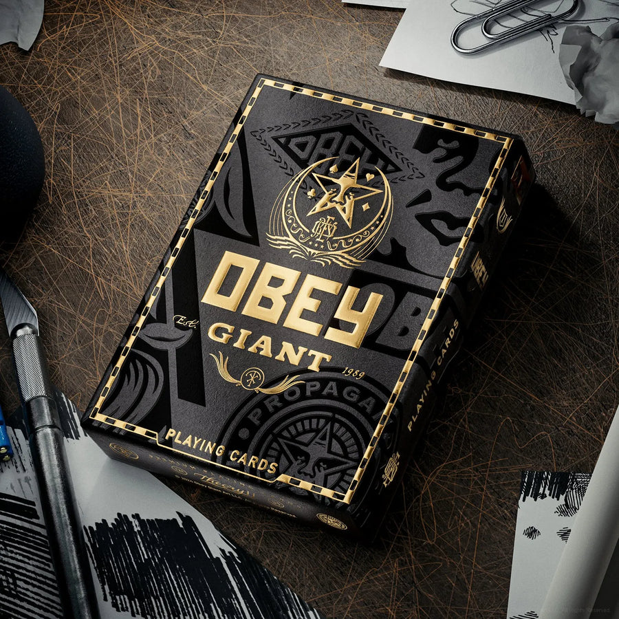 OBEY Giant Edition Box – theory11 – ActionFigure Brasil