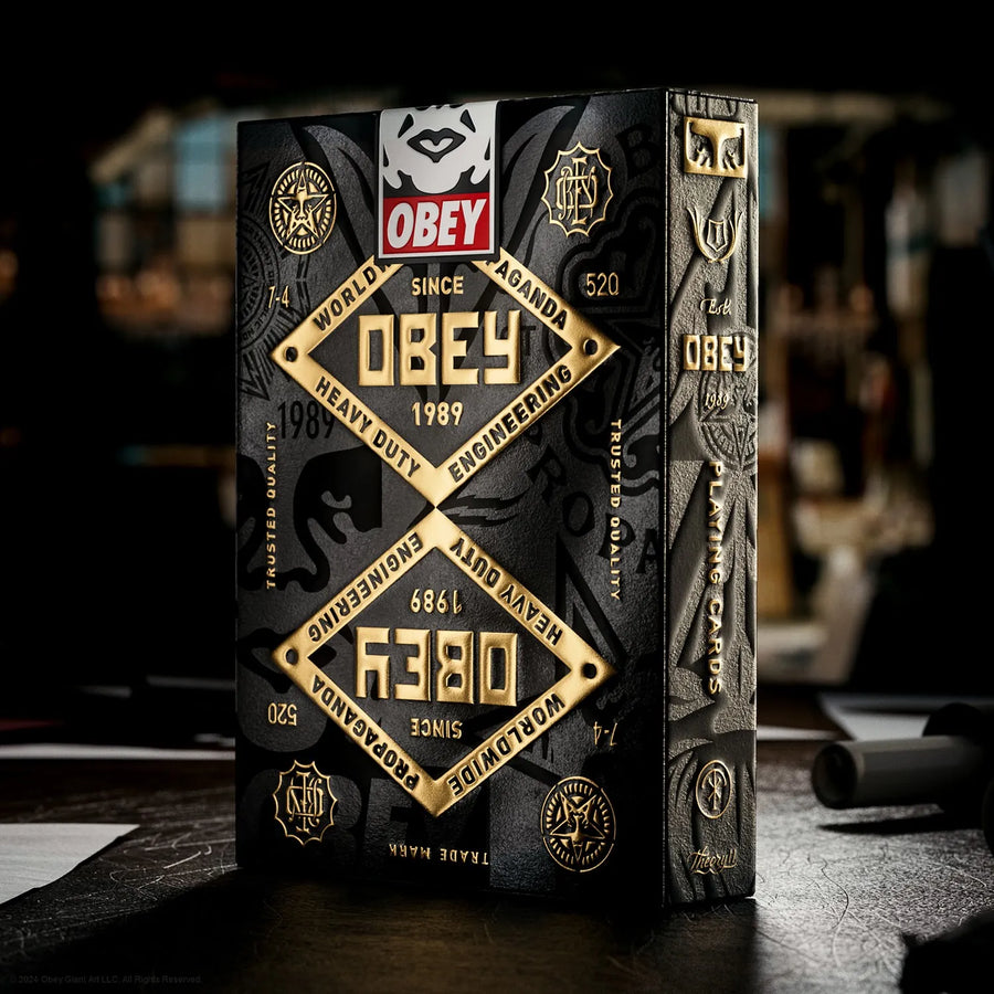 OBEY Giant Edition Box – theory11 – ActionFigure Brasil