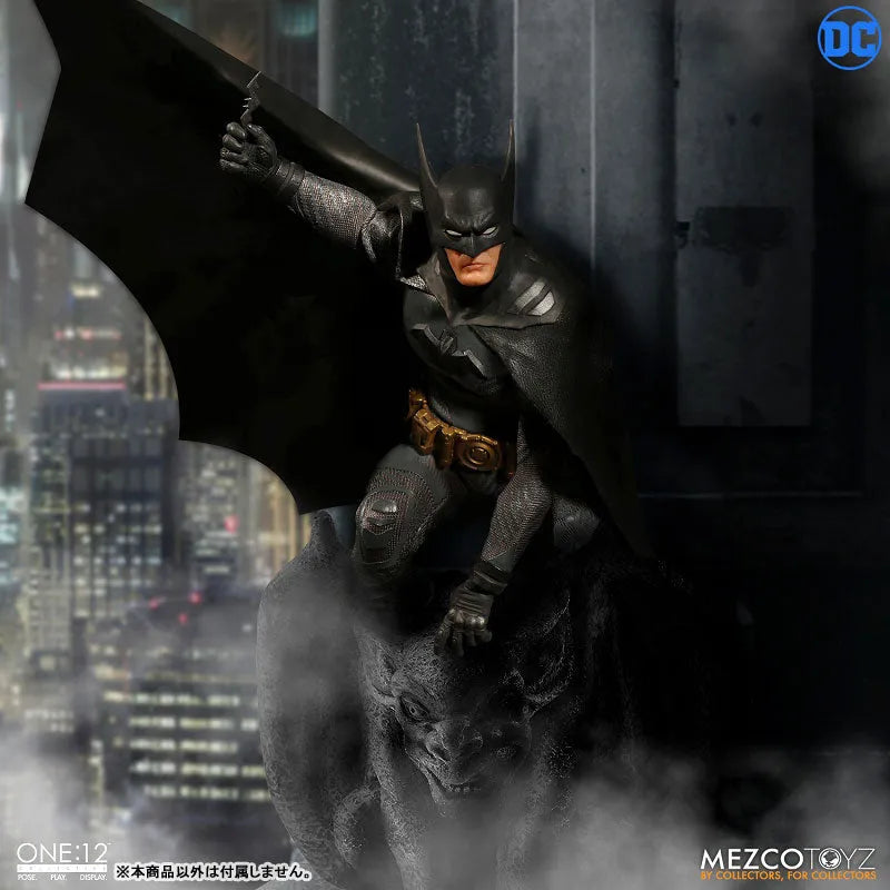ONE:12 Collective - DC Comics: Ascending Knight Batman 1/12 Action Figureㅤ – Mezco – ActionFigure Brasil