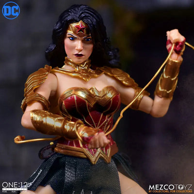ONE:12 Collective / DC Comics: Modern Wonder Woman 1/12 Action Figureㅤ – Mezco – ActionFigureBrasil — acessórios