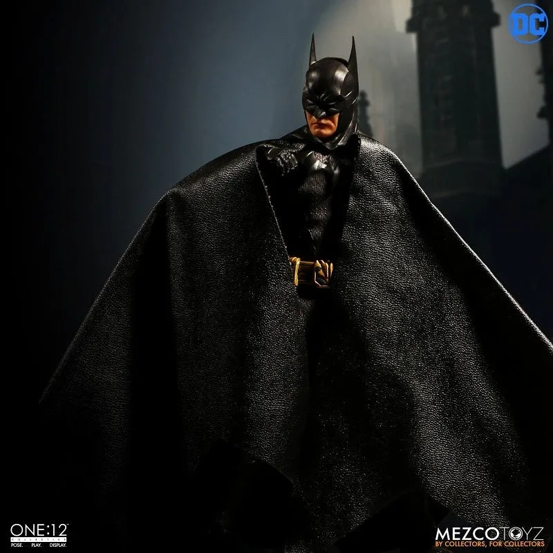 ONE:12 Collective - DC Comics: Sovereign Knight Batman 1/12 Action Figure(Provisional Pre-order)ㅤ – MEZCO TOYZ/豆魚雷 – ActionFigure Brasil