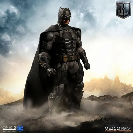 ONE:12 Collective - Justice League: Tactical Suit Batman 1/12 Action Figureㅤ – Mezco – ActionFigure Brasil