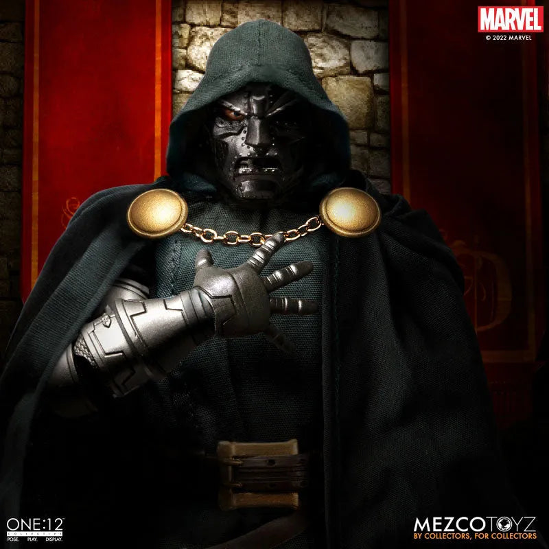 ONE:12 Collective / Marvel Comics: Dr. Doom 1/12 Action Figureㅤ – Mezco – ActionFigureBrasil