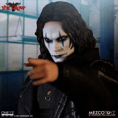 ONE:12 Collective / The Crow: Eric Draven 1/12 Action Figureㅤ – Mezco – ActionFigure Brasil — com base expositora