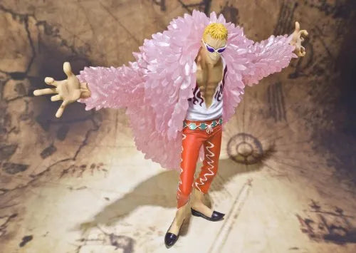 One Piece - Donquixote Doflamingo - Figuartsㅤ – Bandai – ActionFigure Brasil
