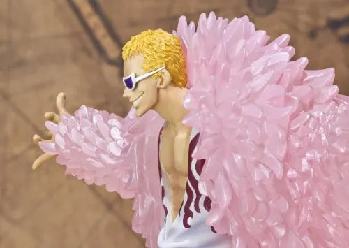 One Piece - Donquixote Doflamingo - Figuartsㅤ – Bandai – ActionFigure Brasil