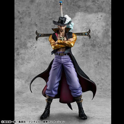 One Piece - Dracule Mihawk - Excellent Model - Portrait Of Pirates DX - 1/8 - Ver. R (MegaHouse) [Shop Exclusive]ㅤ – MegaHouse – ActionFigureBrasil — ângulo diferente