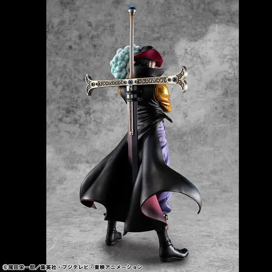 One Piece - Dracule Mihawk - Excellent Model - Portrait Of Pirates DX - 1/8 - Ver. R (MegaHouse) [Shop Exclusive]ㅤ – MegaHouse – ActionFigure Brasil