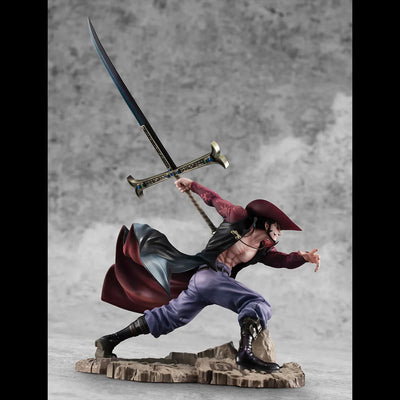 One Piece - Juracule Mihawk - Portrait Of Pirates Maximum (MegaHouse) [Shop Exlcusive]ㅤ – MegaHouse – ActionFigure Brasil — ângulo diferente